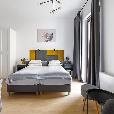 Homewell Apartments Zelazko بوزنان المظهر الخارجي الصورة