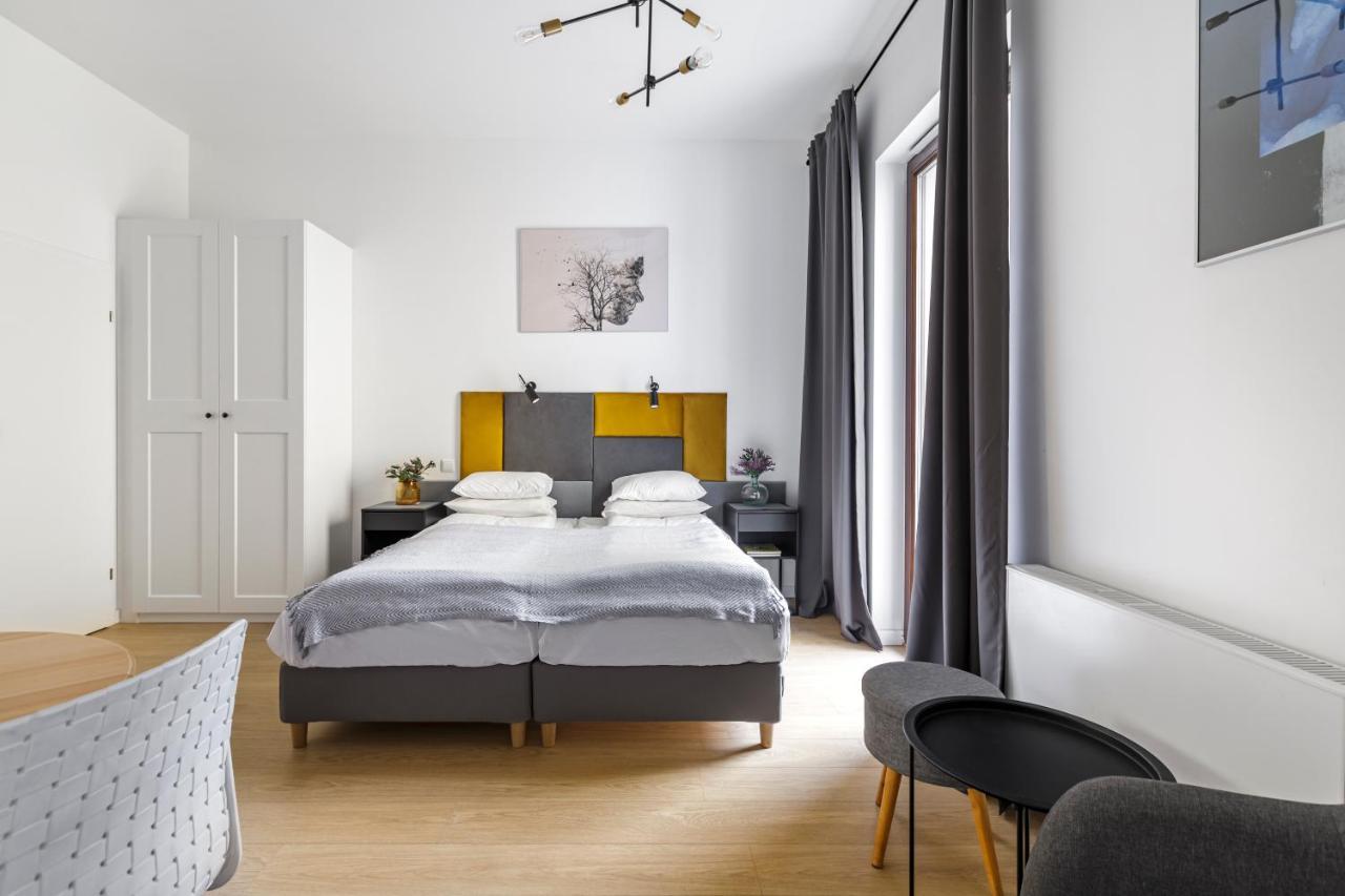 Homewell Apartments Zelazko بوزنان المظهر الخارجي الصورة